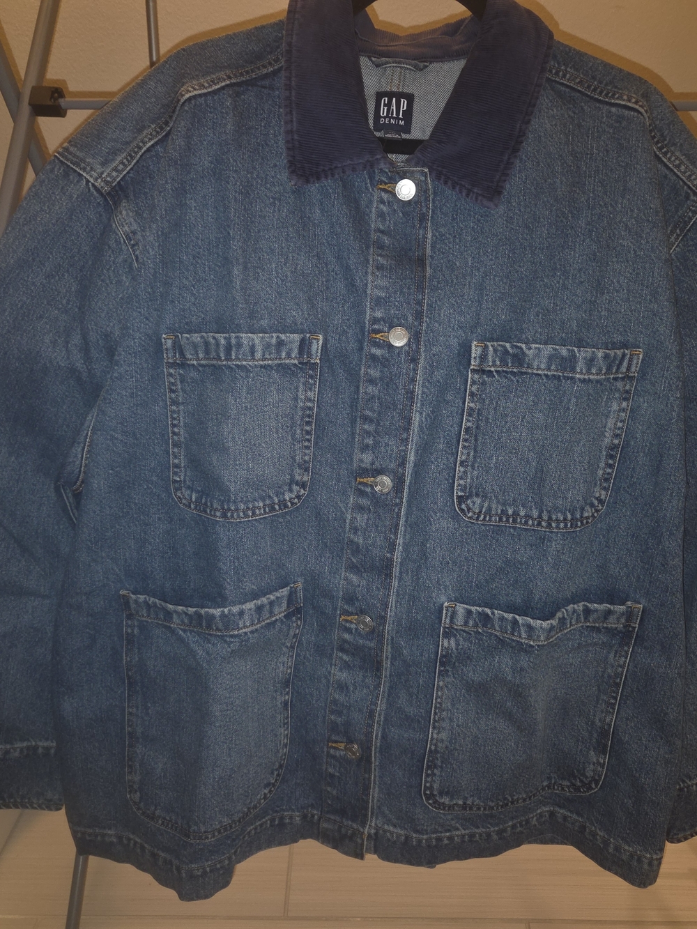 GAP Two-Tone Blue Denim Chore Jacket with Dark Collar - Picture 2 of 6